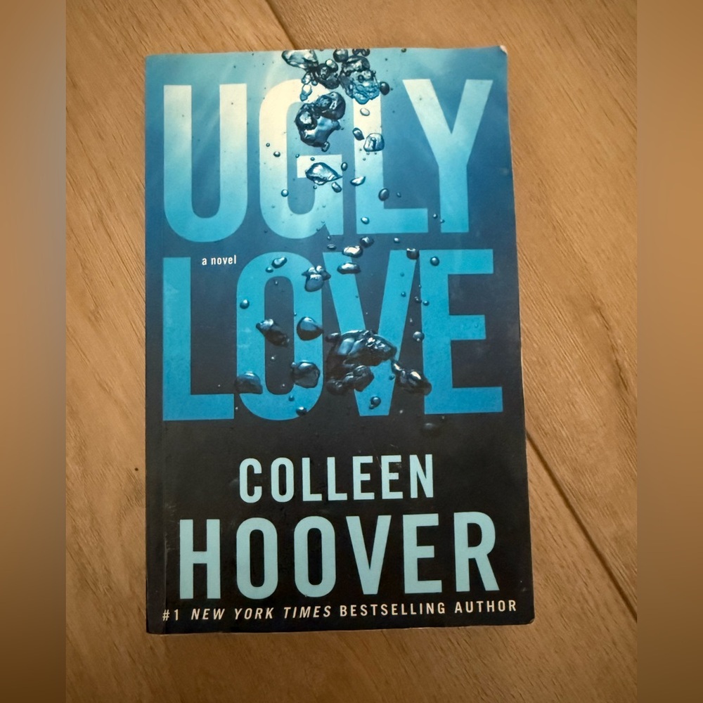 Ugly Love by Colleen Hoover Book